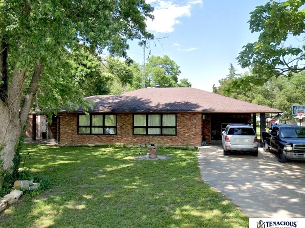 411 W 4th St, Alexandria, NE 68303
