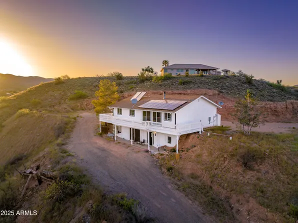 900 Rabbit Run Run, Clarkdale, AZ 86324