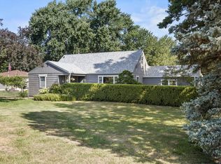 5125 NW 62nd Ave, Johnston, IA 50131