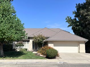 1780 E Pryor Dr, Fresno, CA