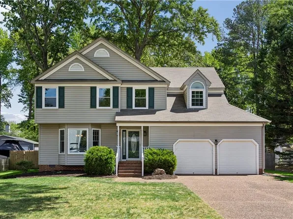102 Militia Ct, Yorktown, VA 23693