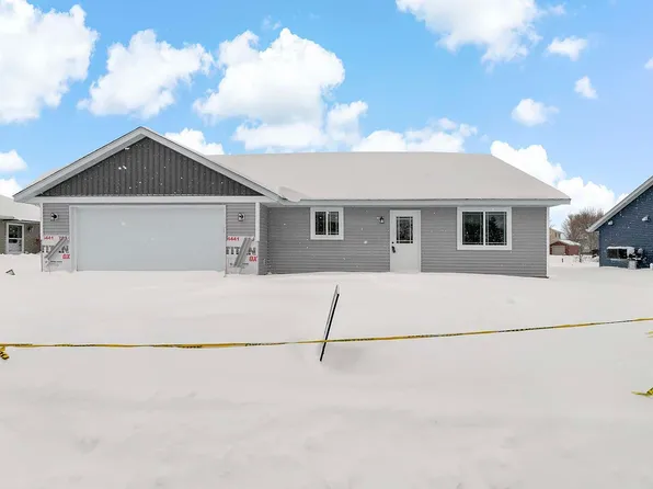 425 4th Ave SE, Saint Joseph, MN 56374