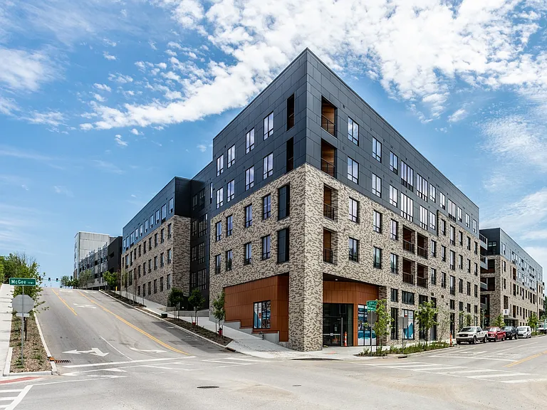 Gallerie Apartments — Photo 91