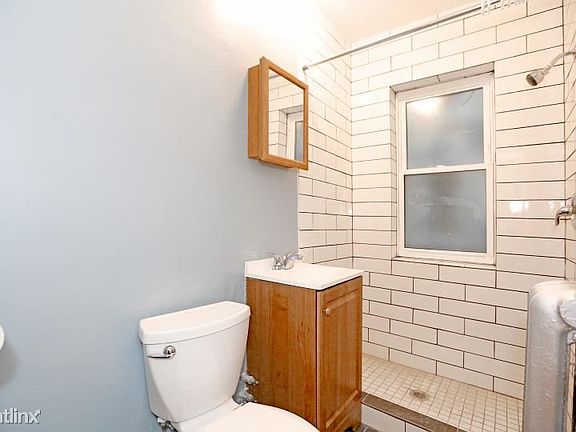 5th image of 4216 N Clark St #42241