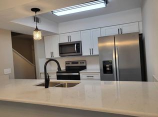 18 Cape Dr NW APT B, Fort Walton Beach, FL 32548