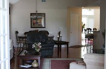 3rd image of 732 Tiara Dr