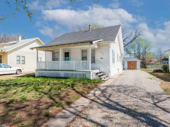 1330 S Greenwood Ave, Wichita, KS 67211