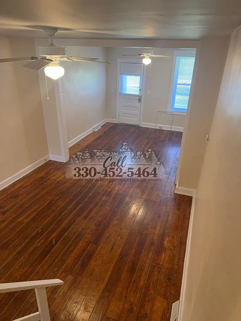 731 Camden Ave SW — Photo 2
