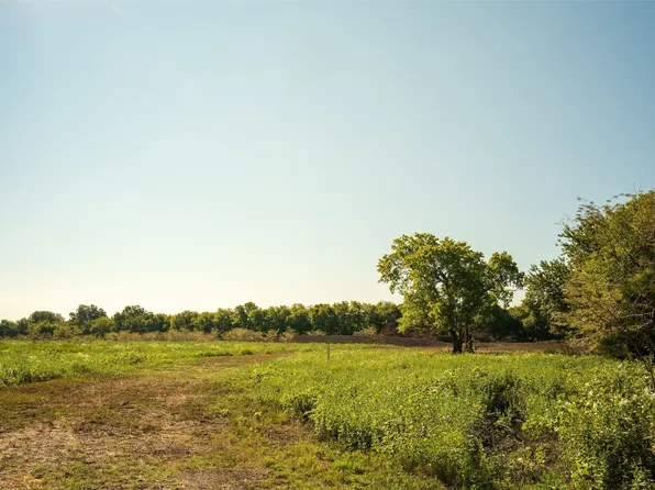 Na Cres #3660, Ladonia, TX 75449