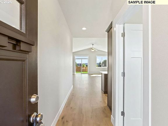 5th image of 2221 E Juniper Cir #15