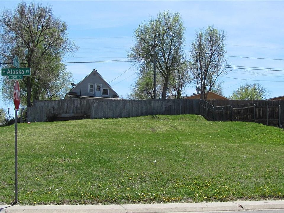 1st image of 1400 W Alaska Pl