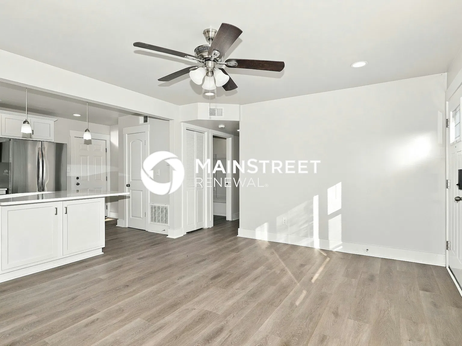 6115 Kirkwood Ct — Photo 3
