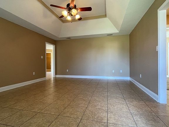 5th image of 4658 Stonewall Cir