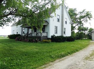 N8303 Bastian Rd, Brillion, WI 54110