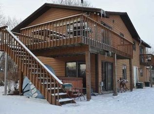 3128 Priest Ln, Mound, MN 55364