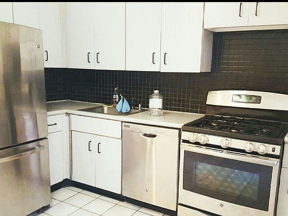 4th image of 350 Lincoln Pl #22Q