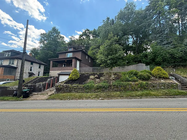119 Grant Ave — Photo 3