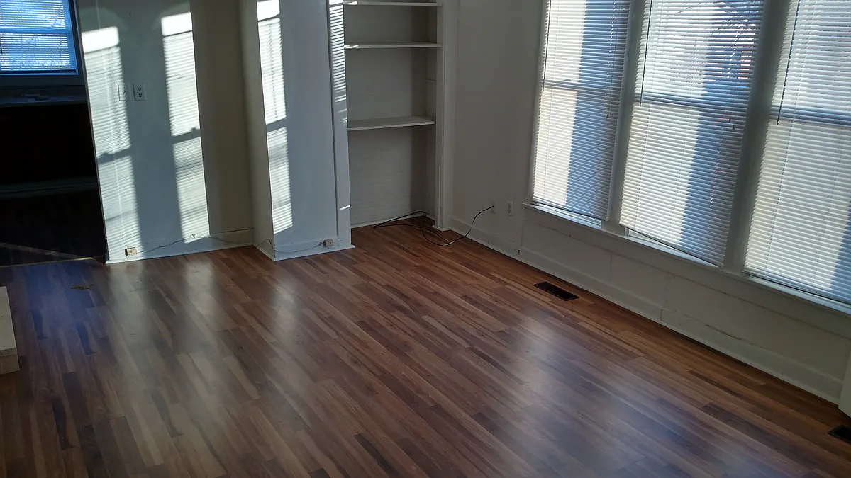 Building Photo - 2707 S Madison St #3