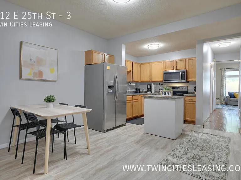 912 E 25th St #3 — Photo 6