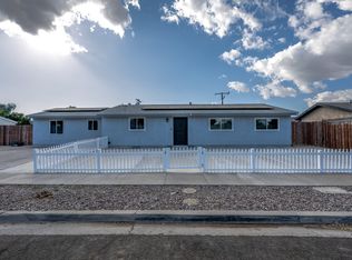 1069 Erringer Rd, Simi Valley, CA 93065