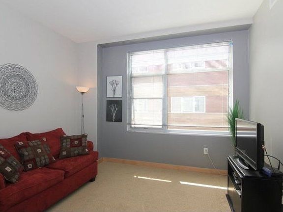 3rd image of 309 W Washington Ave Unit 304