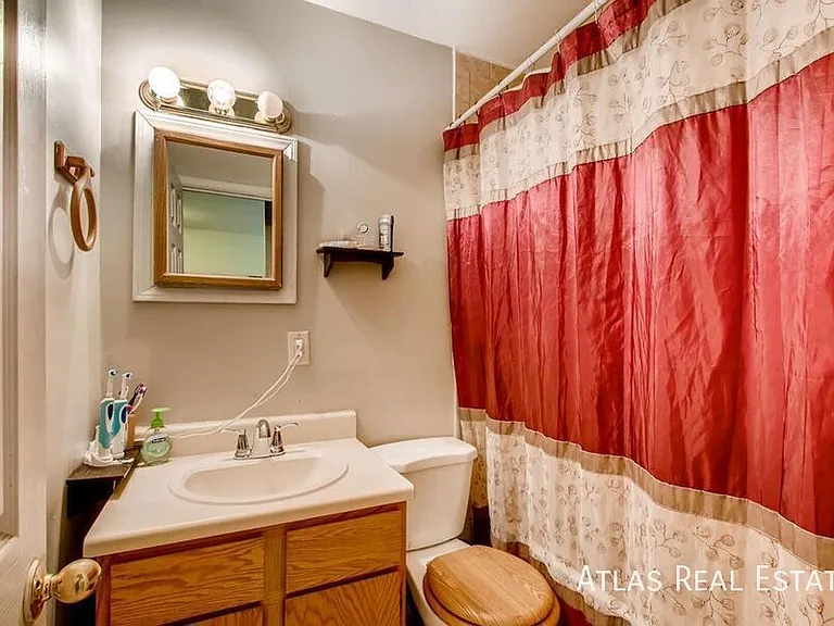 1715 Chester St #3 — Photo 5
