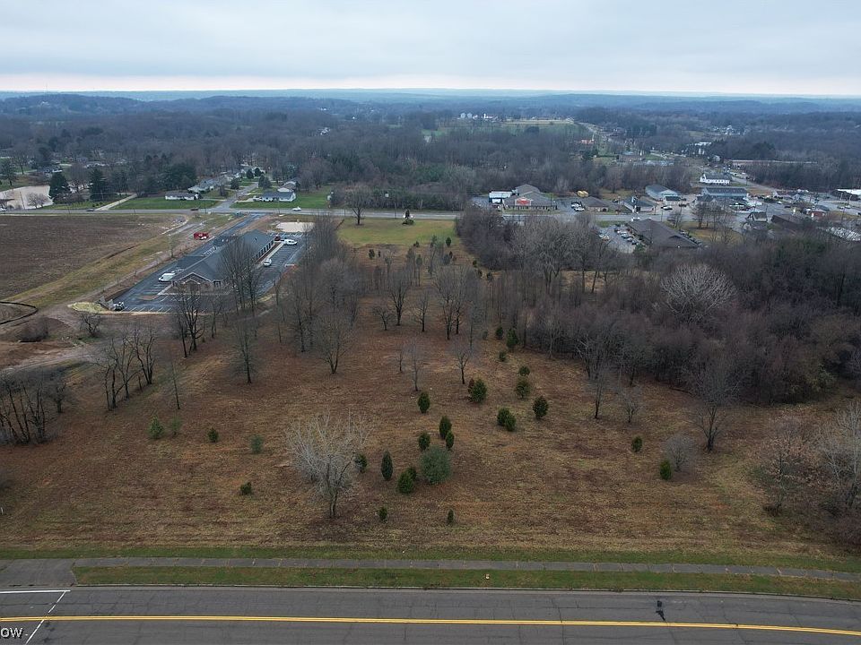 2nd image of Fortuna Dr