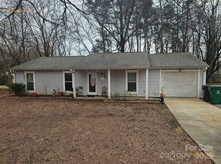 9012 Bremerton Ct, Charlotte, NC 28227