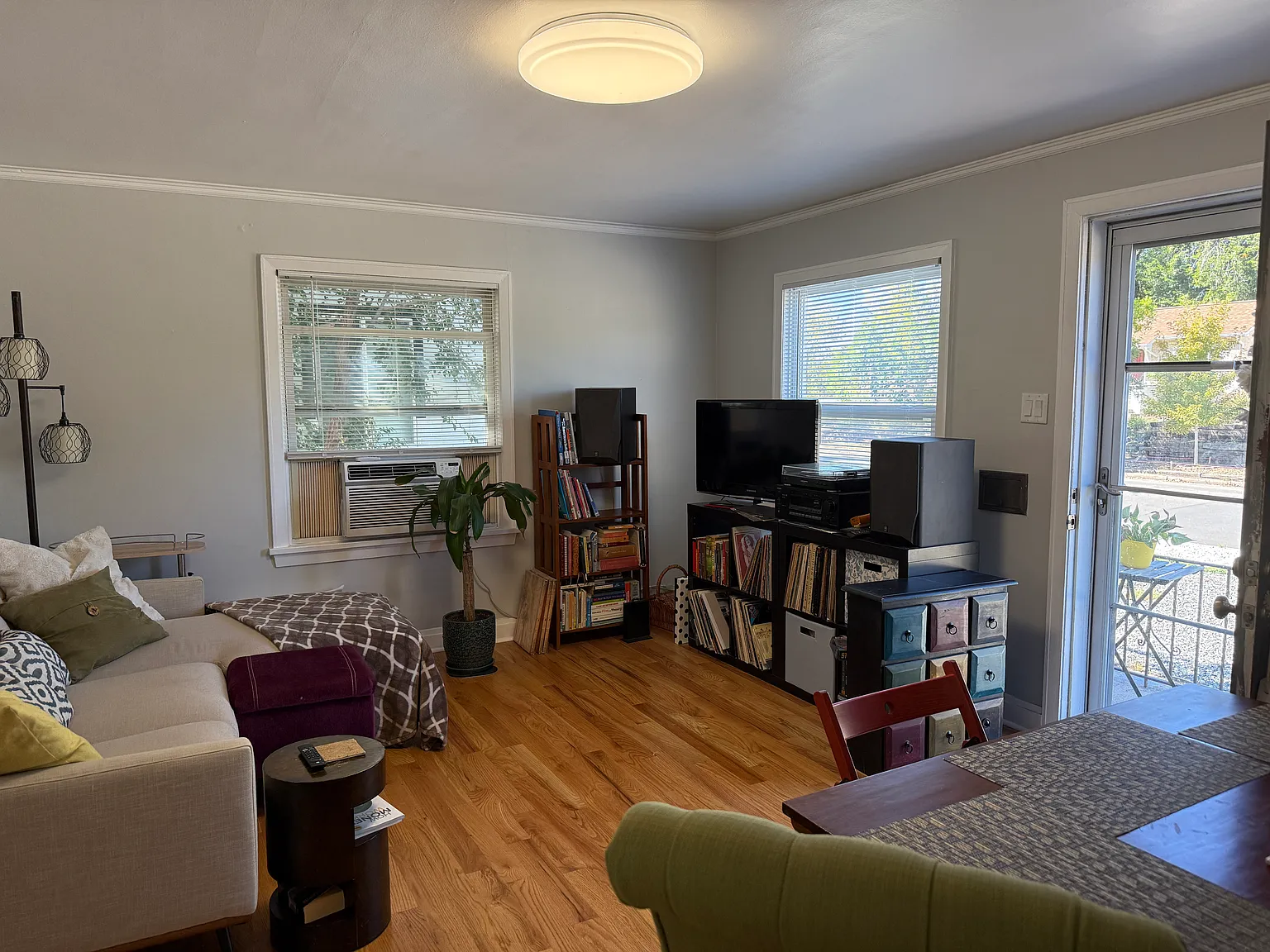 1 bed, 700 sqft, $1,650 — Photo 3