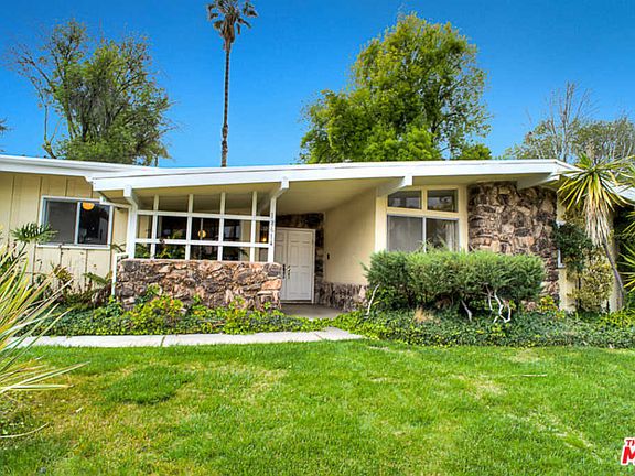 2nd image of 18614 Palomino Dr