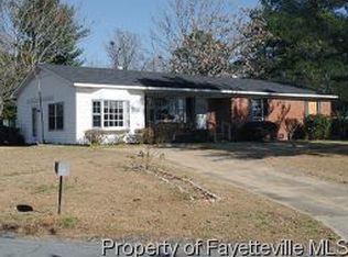 5614 Dodge Dr, Fayetteville, NC 28303