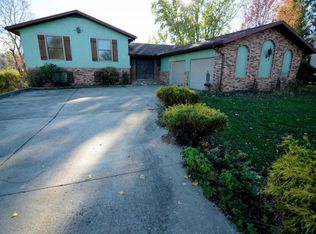 993 Marla Ave, Logan, OH 43138