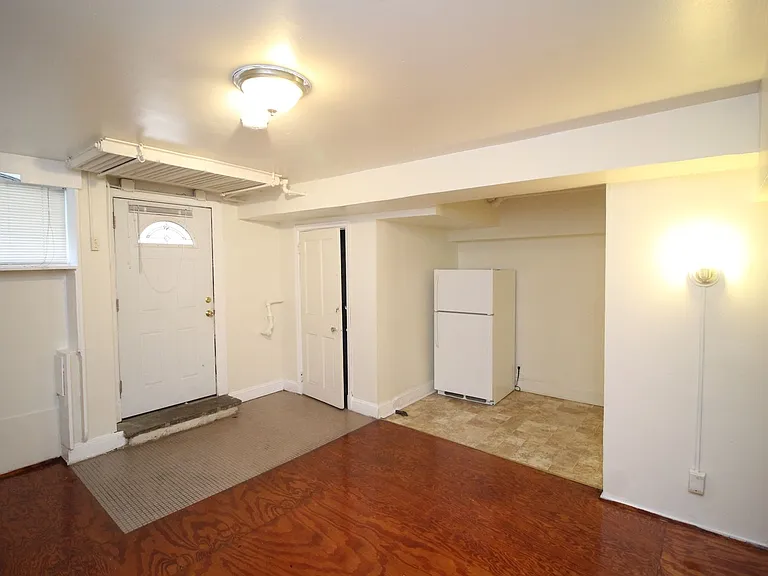 1224 Saint Paul St — Photo 2