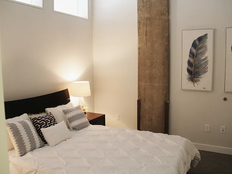 Hathaway Lofts — Photo 9