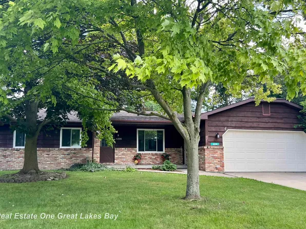 6235 Weiss St, Saginaw, MI 48603