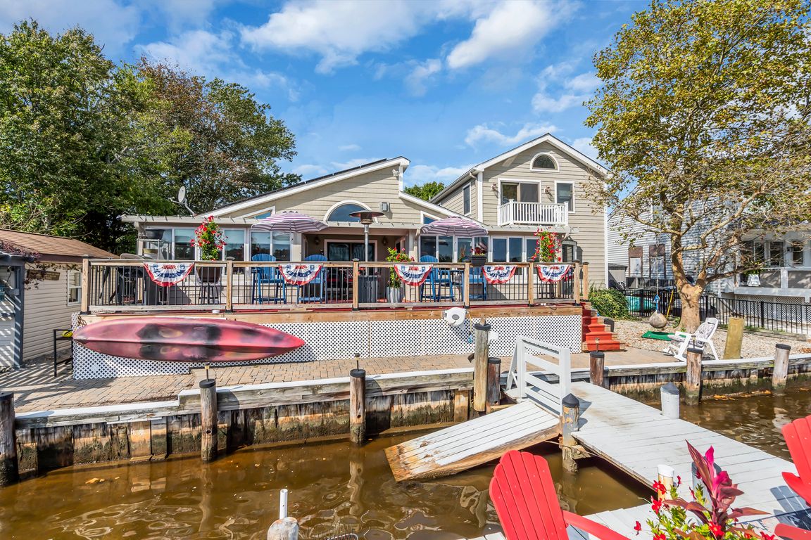 next background image