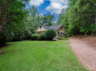 10851 Holbert Cove Rd, Saluda, NC 28773