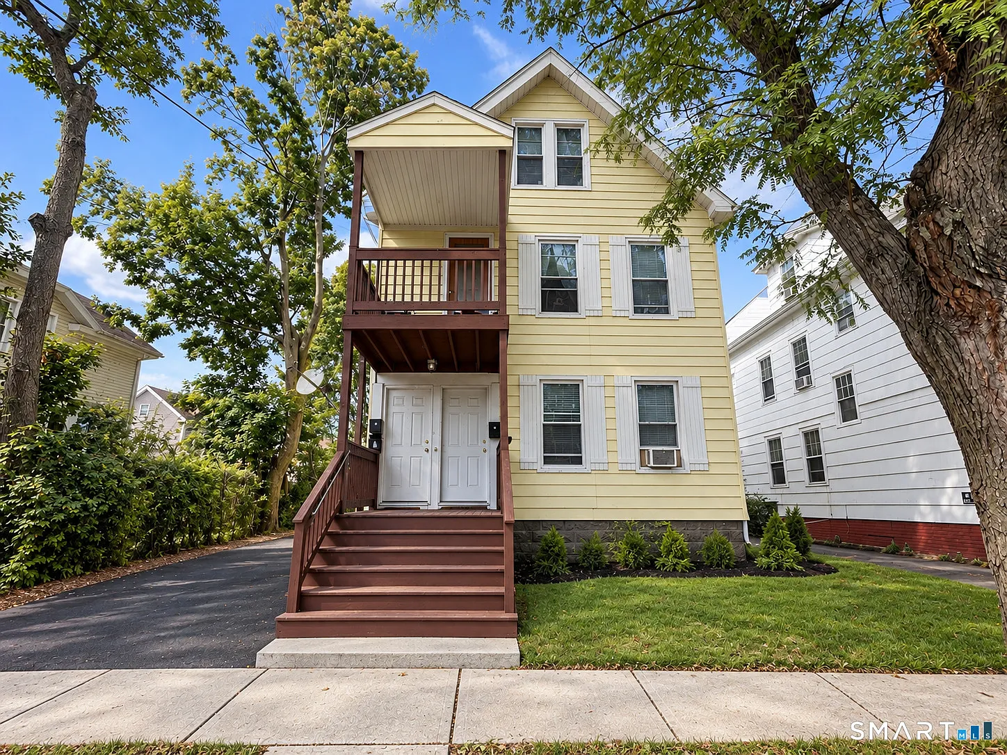 2 bed, 1.0 bath, 1000 sqft, $1,950 — Photo 1