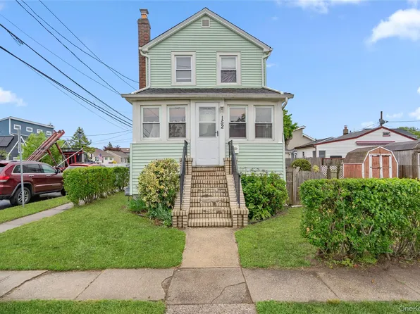 152 Lawson Avenue, East Rockaway, NY 11518