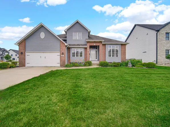 310 Cornwall Cir, Munster, IN 46321