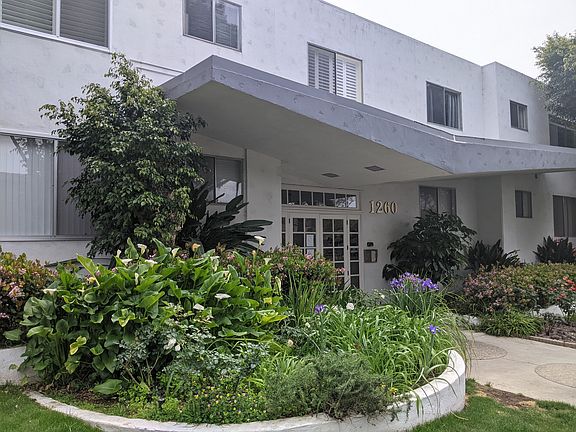 2nd image of 1260 N Havenhurst Dr #Ae351c3cb
