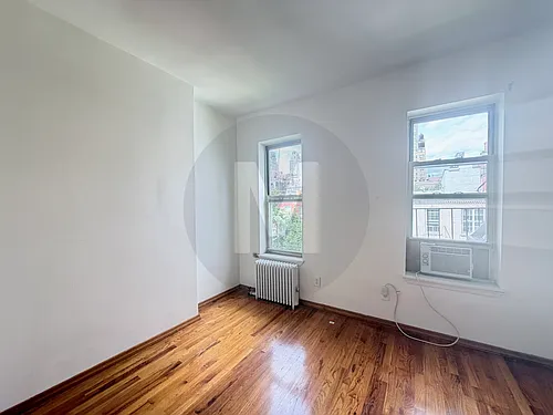 341 E 76th St #5 Photo 1