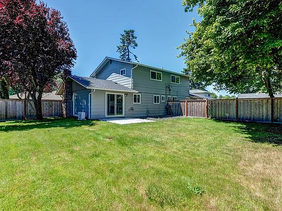 3rd image of 3425 Arrowhead St