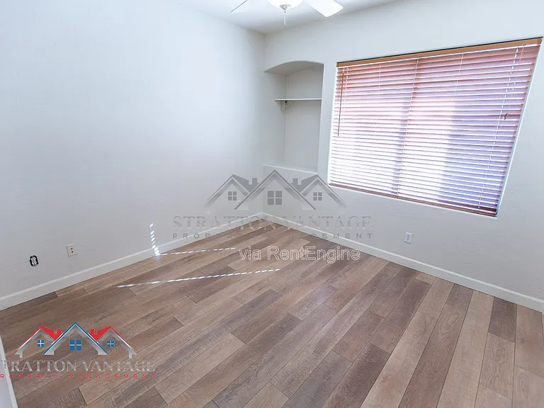 14616 W Windward Ave — Photo 30