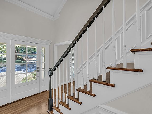 4th image of 53 Club Forest Ln