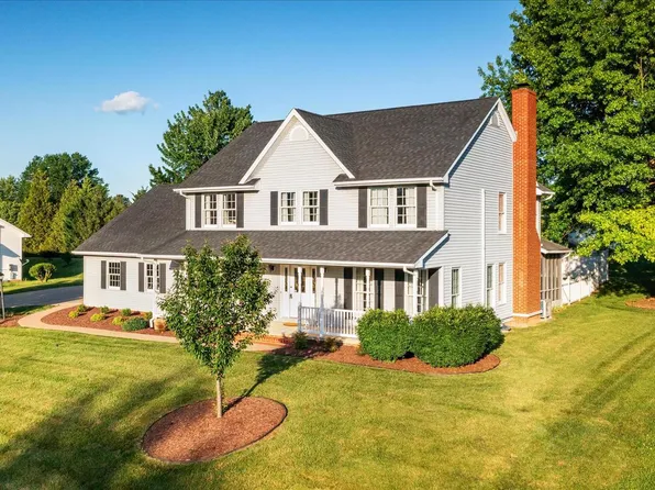 418 Kern St, Woodstock, VA 22664