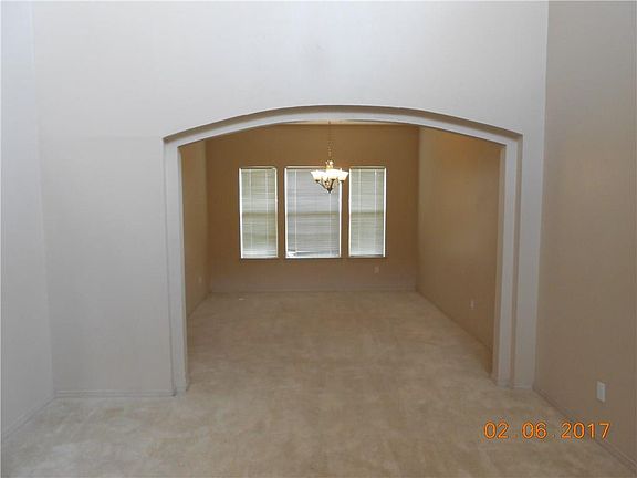 5th image of 10890 Northview Dr