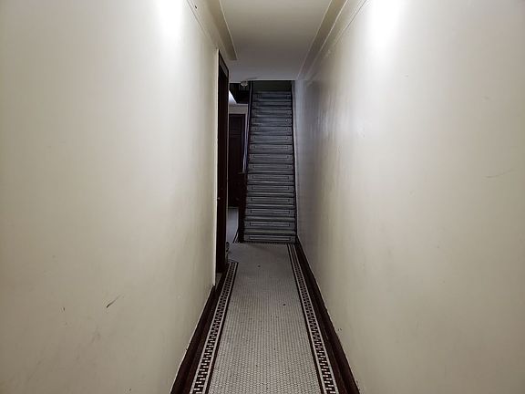 4th image of 47-45 47th St #6