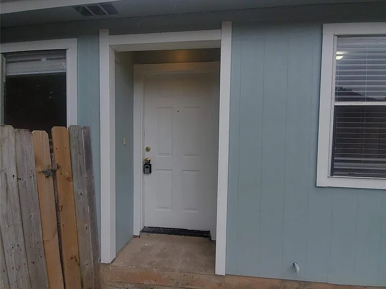 6909 Hyland Cir #A — Photo 27