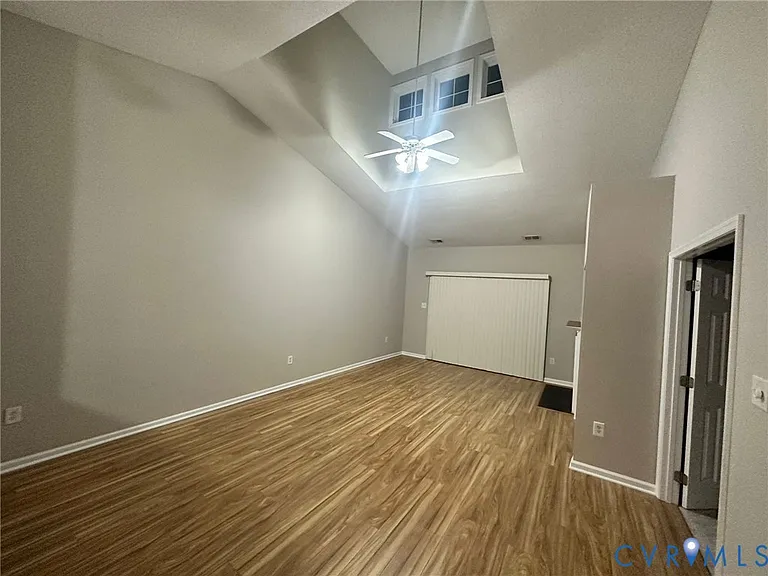 5442 Fuller Dr — Photo 23